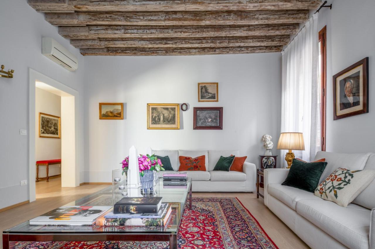 Miracoli Apartment With View On The Canal R&R البندقية المظهر الخارجي الصورة