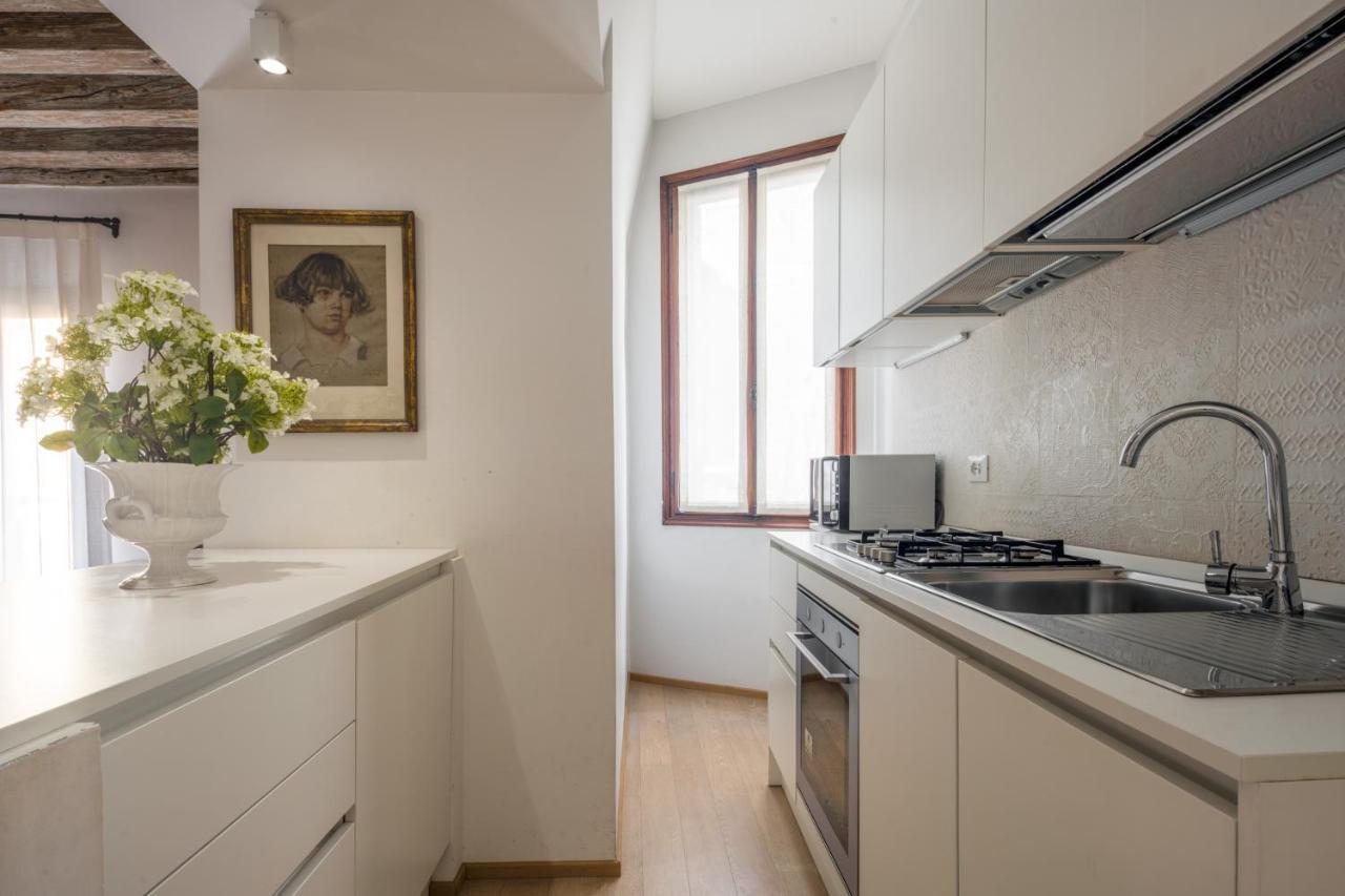 Miracoli Apartment With View On The Canal R&R البندقية المظهر الخارجي الصورة